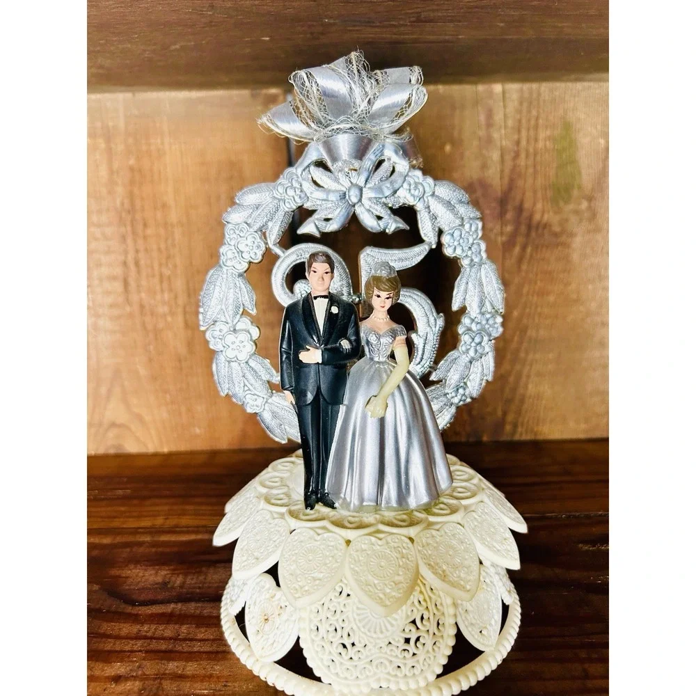 Vintage Mid Century‎ Wilton Wedding Cake Topper Hong Kong 8